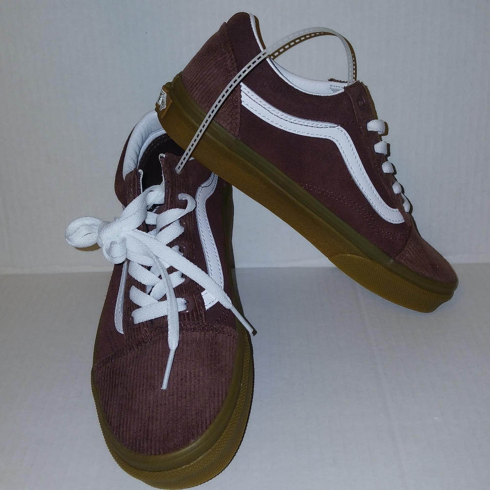 Last Chance! Vans Old Skool Corduroy Sneakers, Brown w/ White Side stripe - Picture 5 of 8
